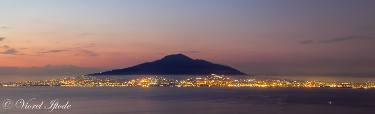 Mount Vesuvius seen from Montechiaro